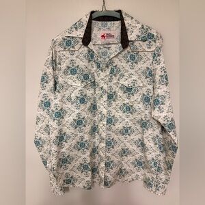 Riley and McCormick Women’s White and Teal Floral Western Shirt with pearl snaps